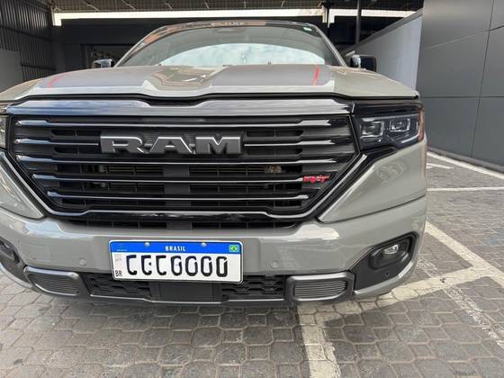 RAM RAMPAGE 2.0 HURRICANE 4 TURBO GASOLINA R/T 4X4 AUTOMÁTICO